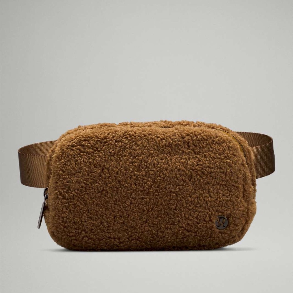 Lululemon Brown Sherpa Belt Bag